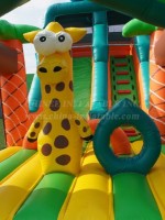 INFLATABLE TOY JUNGLE 