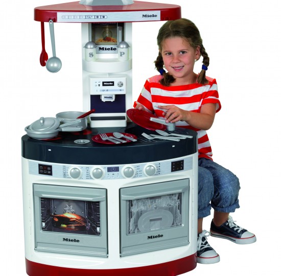 Παιδική κουζίνα "Miele"