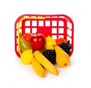 Φρούτα σε καλάθι σε φυσικό μέγεθος