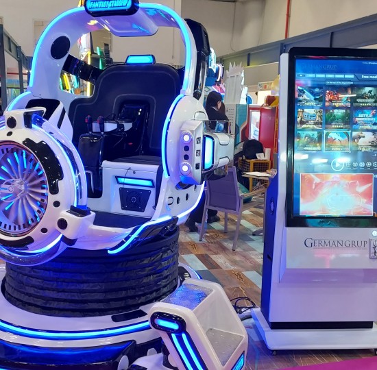 Παίχνίδι Virtual Reality (VR) που Λειτουργεί με Κέρματα Παίχνίδι Virtual Reality (VR) που Λειτουργεί με Κέρματα