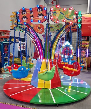 Παιχνίδι Λούνα Παρκ Καρουσέλ με Κούνιες Παιχνίδι Λούνα Παρκ Καρουσέλ με Κούνιες