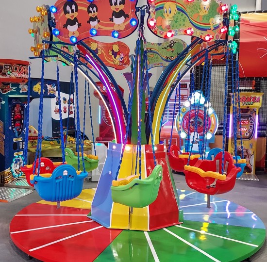 Παιχνίδι Λούνα Παρκ Καρουσέλ με Κούνιες Παιχνίδι Λούνα Παρκ Καρουσέλ με Κούνιες